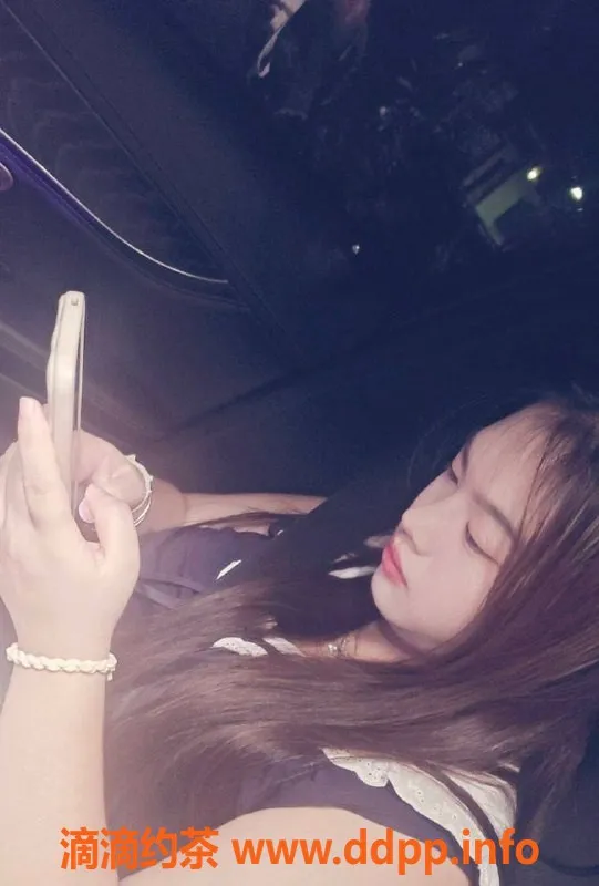 深圳楼凤-深圳龙华肉肉，400元魅力服务等你体验