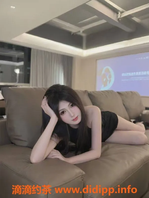 深圳楼凤-南山金金，900元体验嫩妹服务