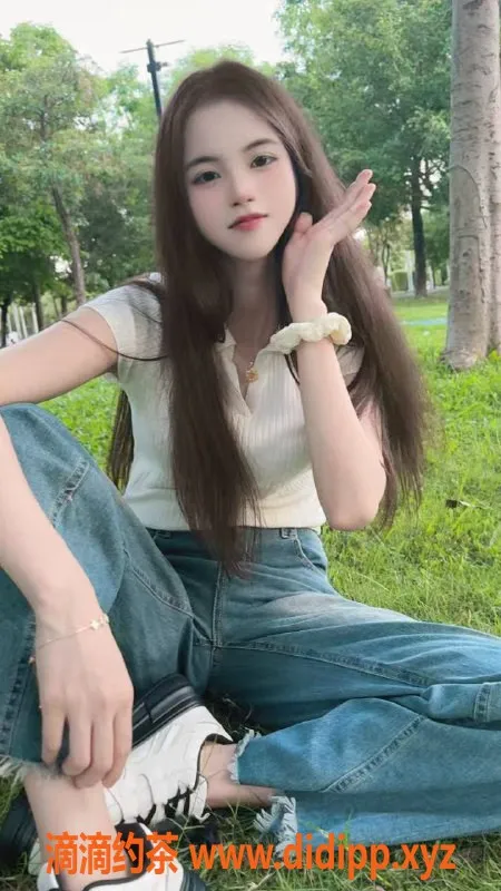 深圳楼凤-深圳福田嫩妹漠漠，800元私密服务等你来体验！