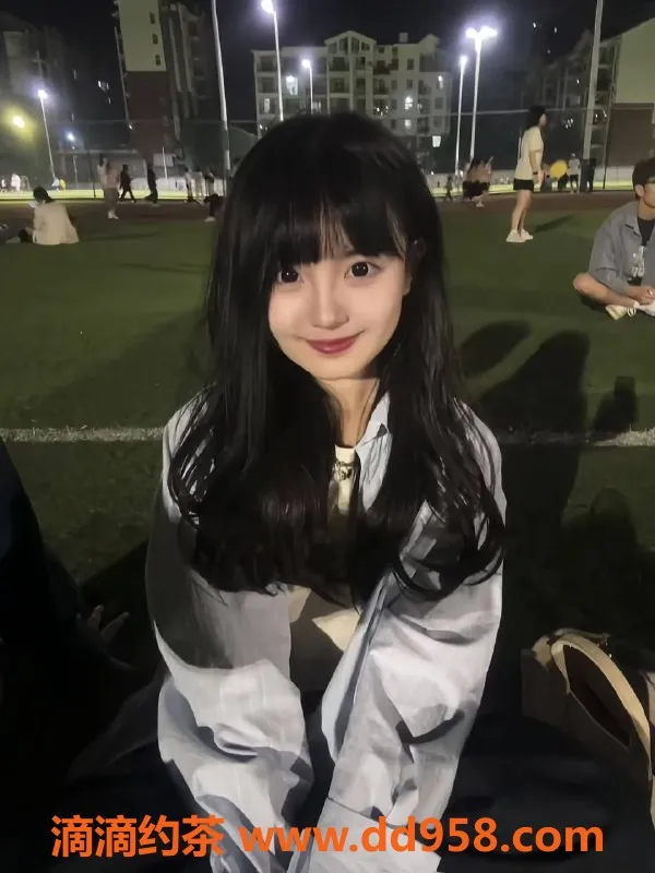 深圳楼凤-深圳南山安安：1100元陪浴嫩妹服务