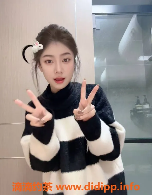 深圳楼凤-福田萧薰儿：19岁嫩妹，162高85斤，1188起