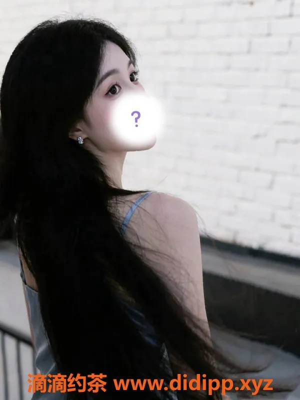 广州楼凤-广州天河嫩妹雨桐，800元等你来约！