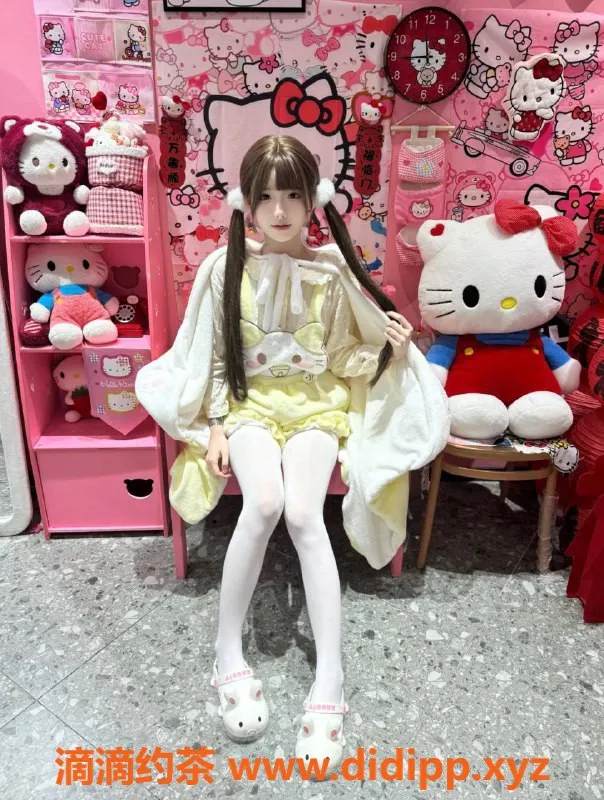 深圳楼凤-福田嫩妹萌萌酱，1088p双人69互舔体验