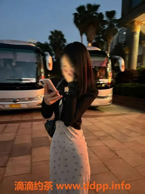 广州楼凤资源信息,黄埔区欣欣酱，700-1400元，完美服务等你体验