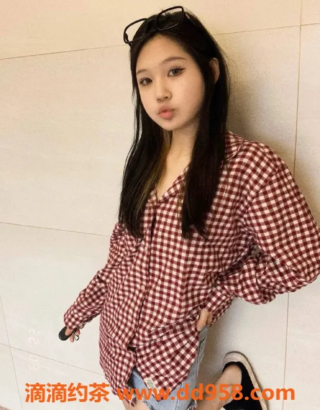 深圳楼凤-深圳光明泡泡，800元舌吻服务体验