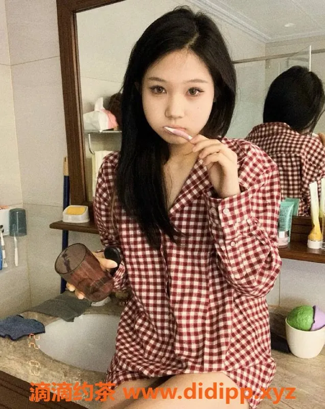 深圳楼凤资源信息,深圳光明泡泡，800元舌吻服务体验