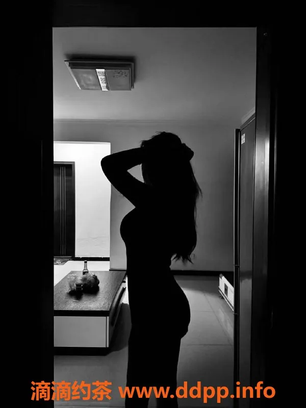 深圳楼凤-南山小玖💕 19岁166cm，C+纯天然热情服务