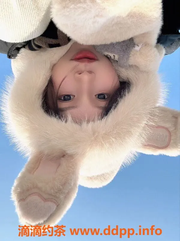 上海楼凤-徐汇小酒窝，160身高43体重，陪浴服务热情