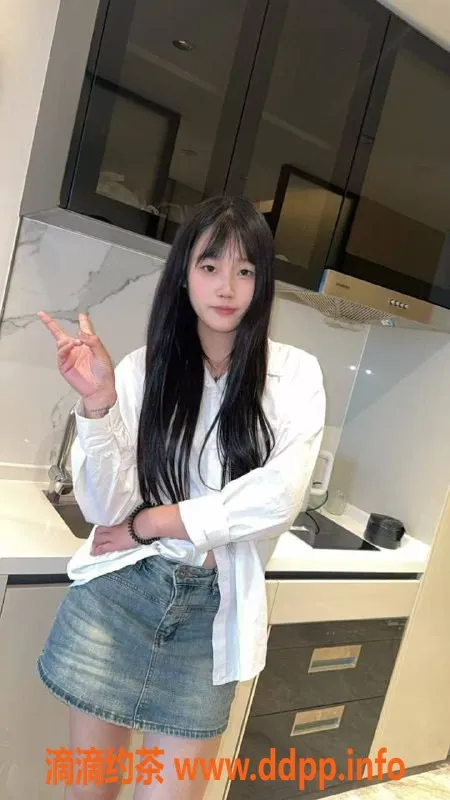 深圳楼凤资源信息,福田嫩妹欣娜，900元即可体验！