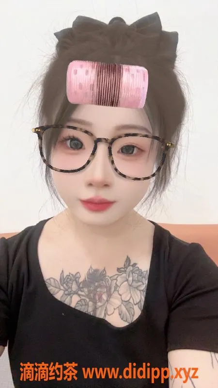 深圳楼凤-宝安珍珍妹，162cm/96斤，700元起服务！