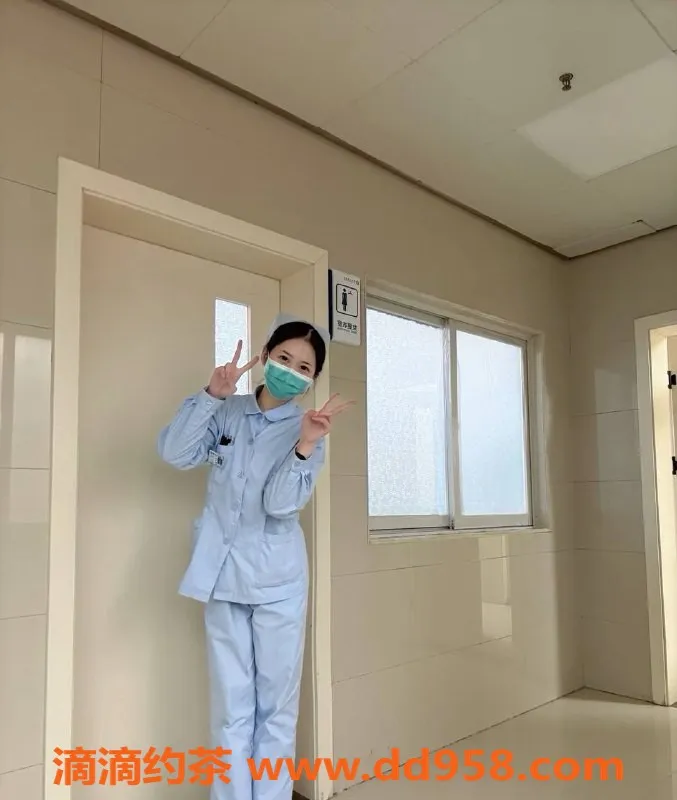 深圳楼凤-南山区御姐诗诗，全套999p，颜值超高！