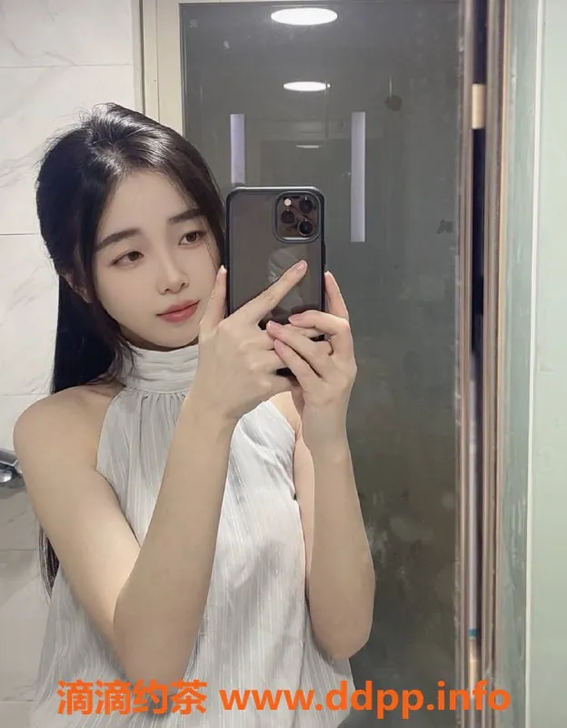 深圳楼凤-罗湖小米粒，20岁，36B，激情服务等你来体验