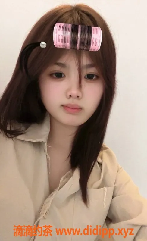 深圳楼凤-宝安KK嫩妹，800元起，舒适服务体验