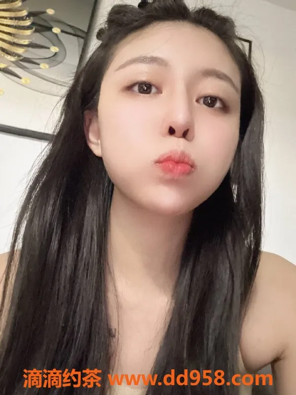 深圳楼凤-福田嫩妹叶子，1200p精彩服务等你来体验