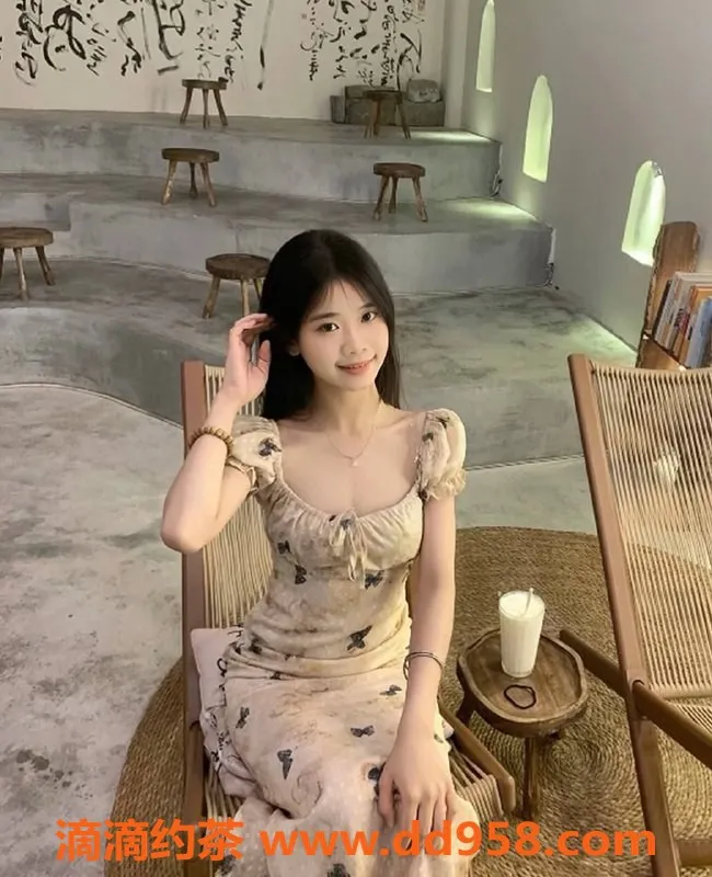 深圳楼凤-深圳光明区洋洋，25岁，身高156，陪浴服务仅需600起