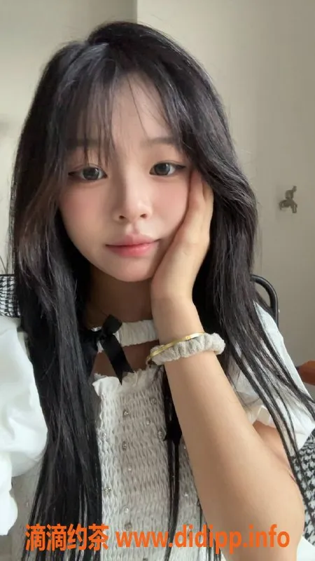 广州楼凤-金沙洲夏菲儿，700-1400元服务期待你的光临