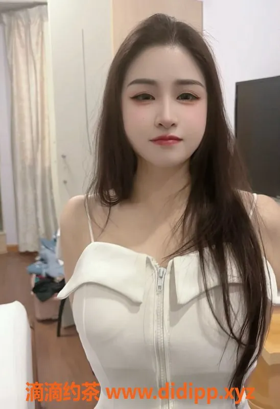 深圳楼凤-福田黎黎，25岁162cm，45kg，500P起