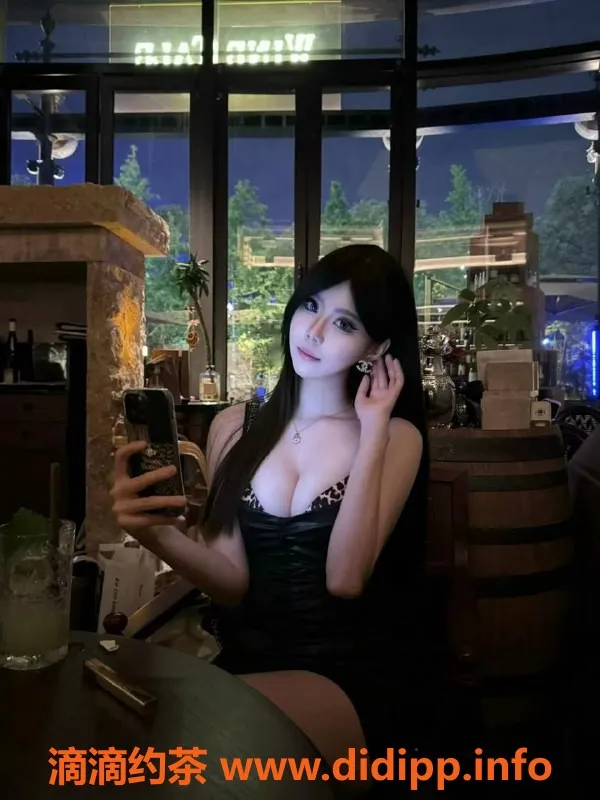 深圳楼凤-南山兔兔，1600元/次，超值享受等你来体验！