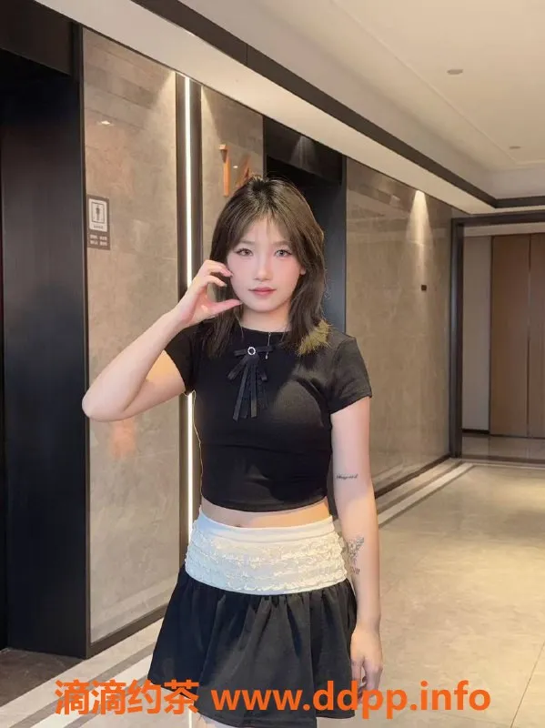 深圳楼凤-宝安小宝 18岁身高165，真实体验不容错过