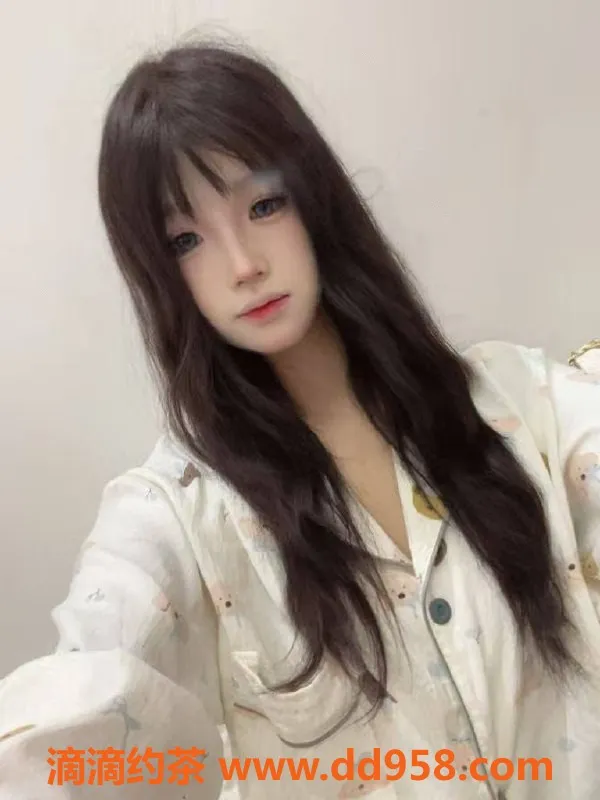 深圳楼凤-龙华区佳怡嫩妹全套服务仅800元