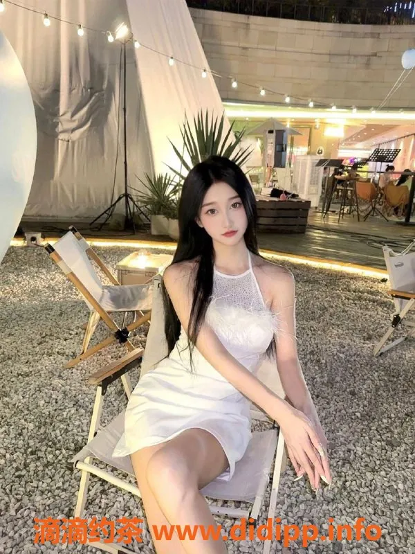 深圳楼凤-龙华嫩妹熙冉，800元享69互舔服务