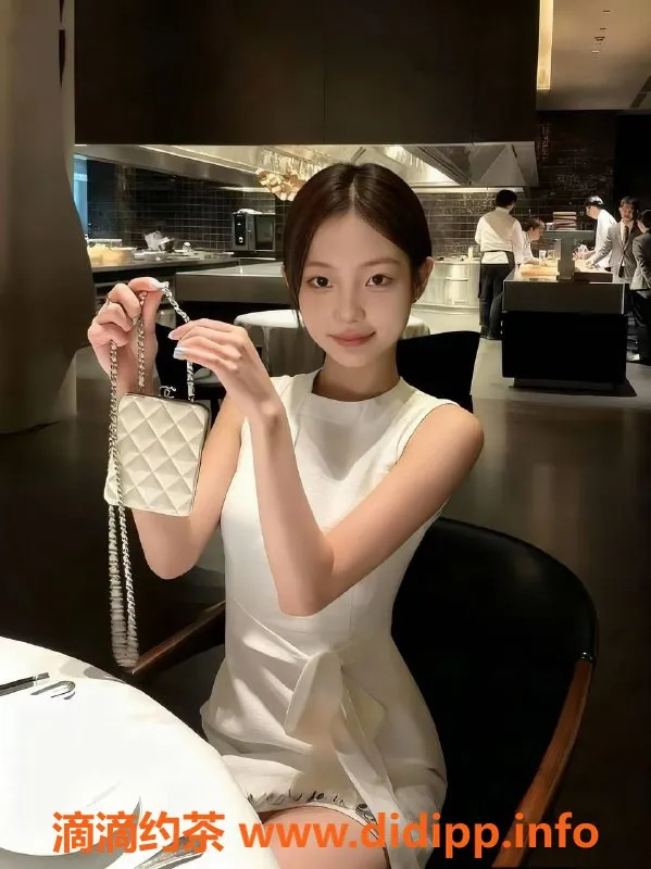 深圳楼凤-福田区嫩妹菲菲，全套服务只需800