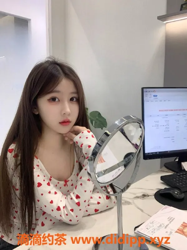 深圳楼凤-福田区静雅：颜值嫩妹全套1300p