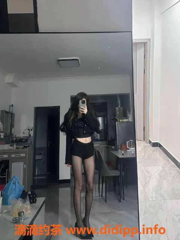 深圳楼凤-南山恬恬，1500元单独，2800元双人服务