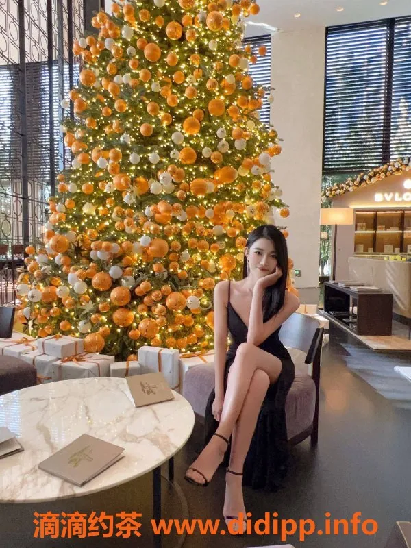 北京楼凤-九龙山嫩妹千千，20元起内衣批发