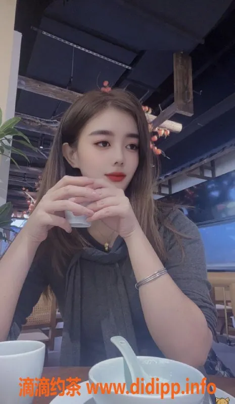 深圳楼凤-宝安区樱子，颜值高全套仅600