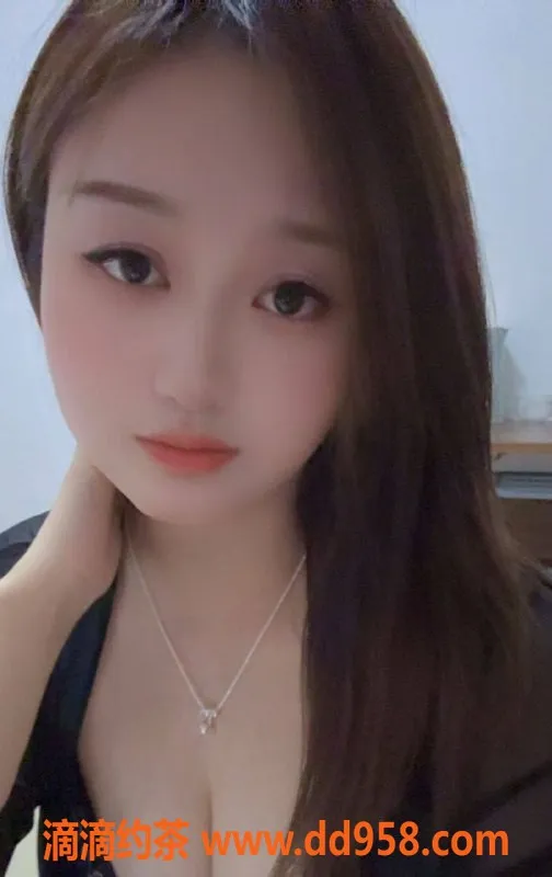 广州楼凤资源信息,广州天河御姐乐乐，400元大胸69服务