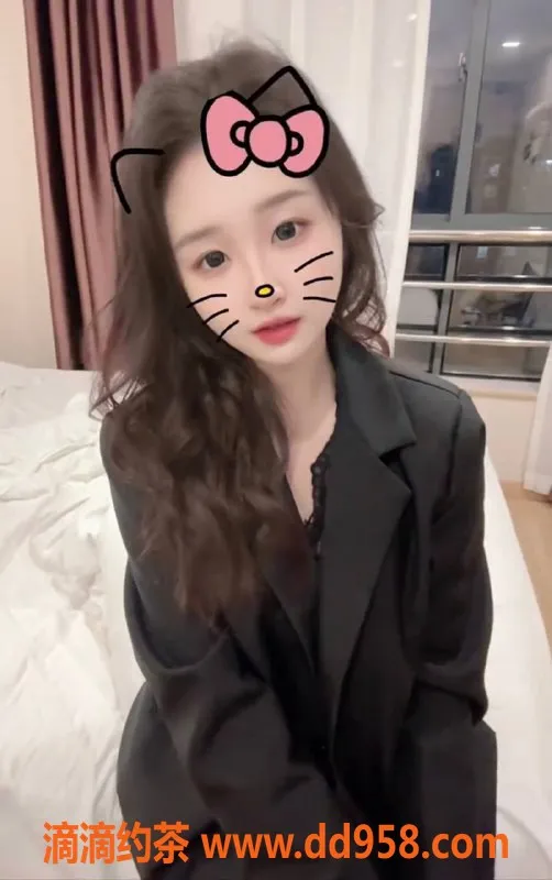 深圳楼凤-深圳宝安小橙子，1000p双向服务，制服诱惑