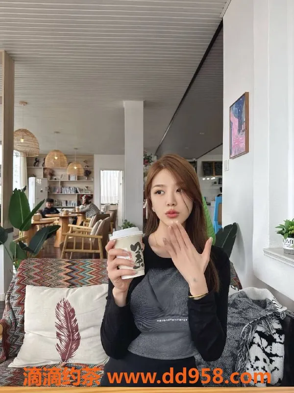 深圳楼凤-罗湖小彤，1900元享受热情服务