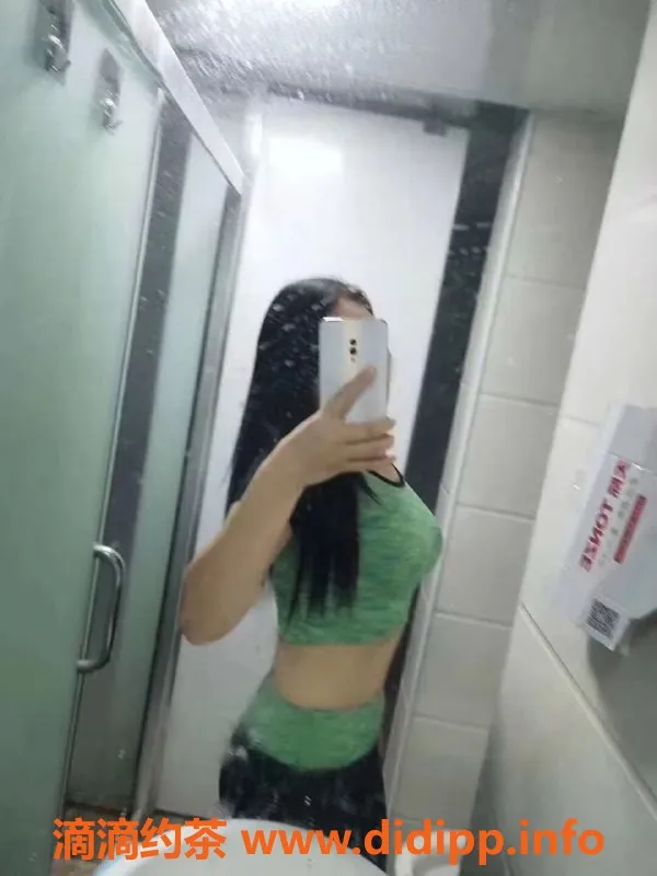 广州楼凤-佛山钰儿，大胸少妇26岁，身材火辣服务优质