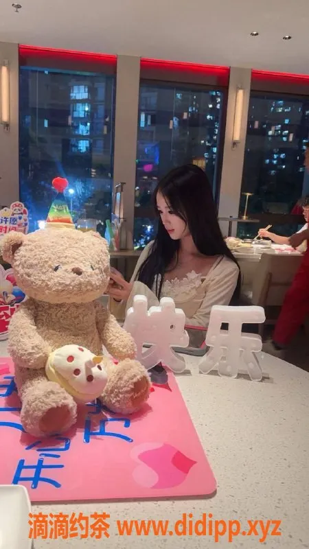 深圳楼凤-龙岗嫩妹子朵，900元起，六九鸳鸯浴服务