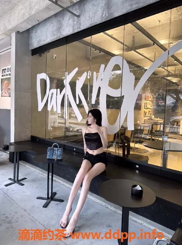 深圳楼凤-福田温婉，1500元单人，2800元双人服务