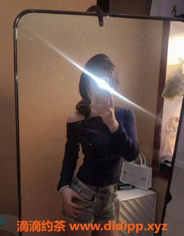 深圳楼凤-龙华李圆圆，甜美御姐800元起服务