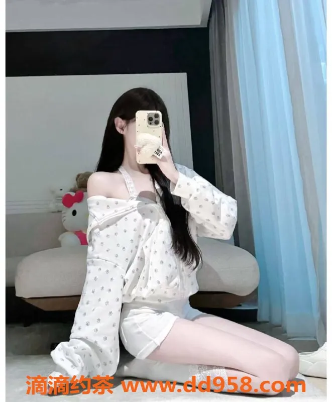 深圳楼凤-龙华楚楚，165高、52重，888起，优质服务等你体验