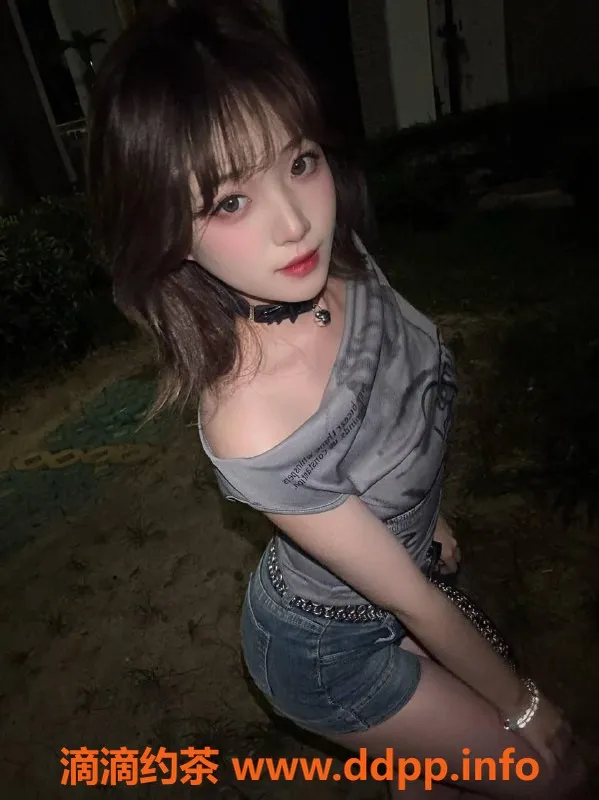 深圳楼凤-南山嫩妹泡沫，1300元享受舌吻和制服服务