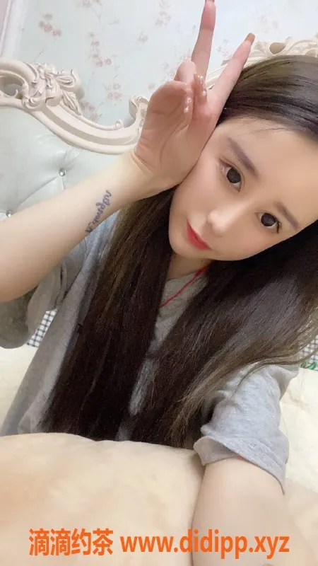 深圳楼凤-南山甜甜圈，20岁163cm，86斤，1100元起