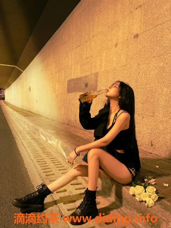 深圳楼凤资源信息,福田小乖，1500元/单次服务，体验非凡