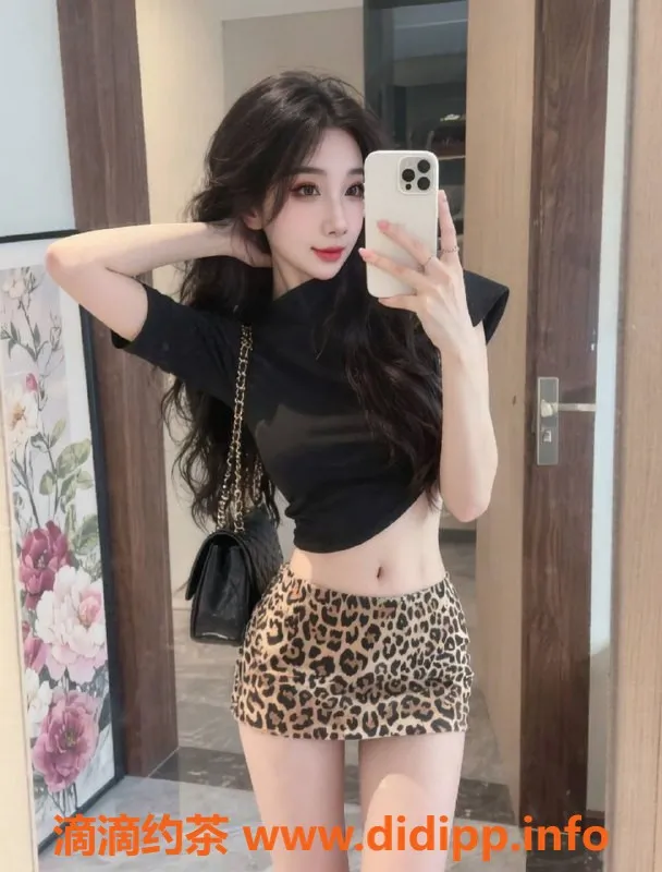 南通楼凤-南通小羽 22岁 164cm 96斤 36D 提供优质服务