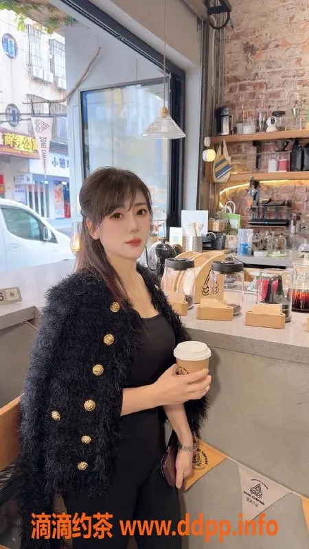 深圳楼凤-龙岗25岁苏珠，163cm，49kg，热情服务