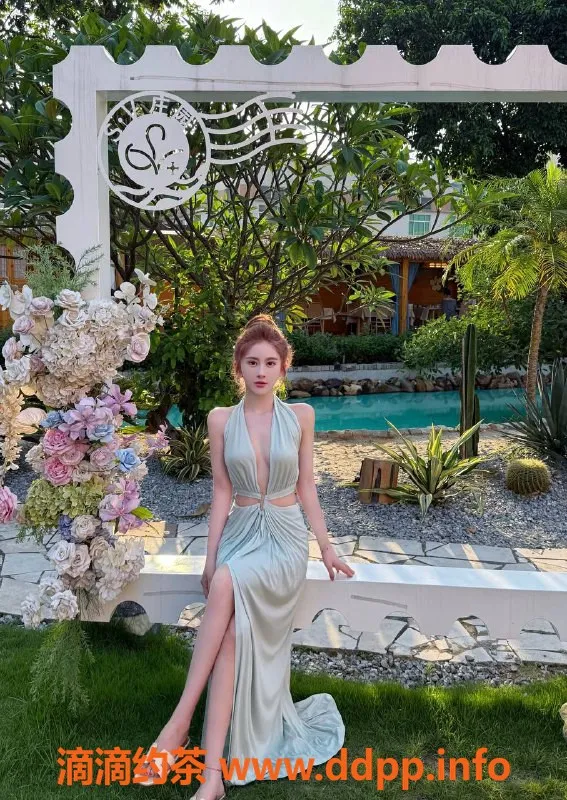 深圳楼凤-南山CC，99年御姐，167cm，46kg，最强足交体验