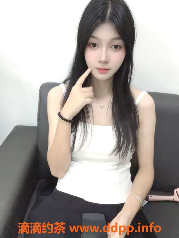 深圳楼凤-龙华苹果，688元丝袜六九服务推荐