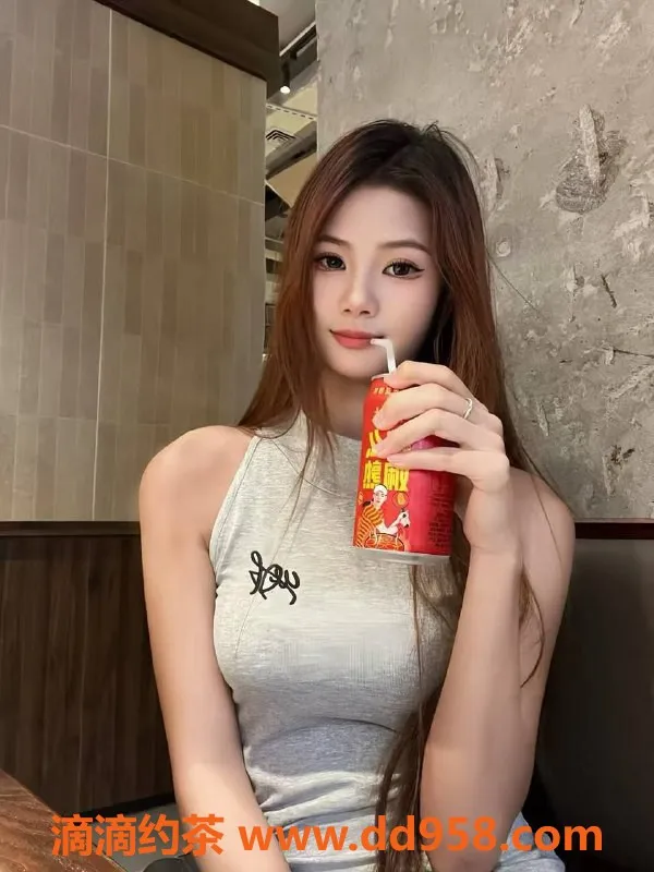 深圳楼凤-宝安嫩妹兜兜，700元享受极致服务