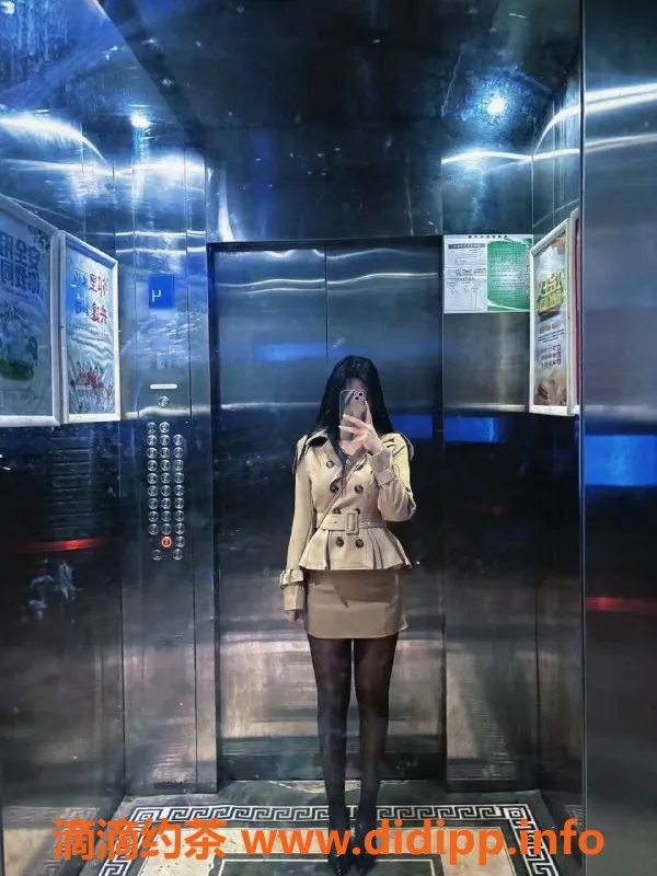 深圳楼凤-南山嫩妹桔子，价格1100p起，服务多样