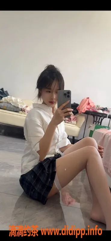 深圳楼凤-南山小柠，嫩妹服务仅需1000p起！