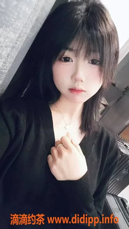 深圳楼凤-深圳龙华嫩妹可儿，1000元初体验