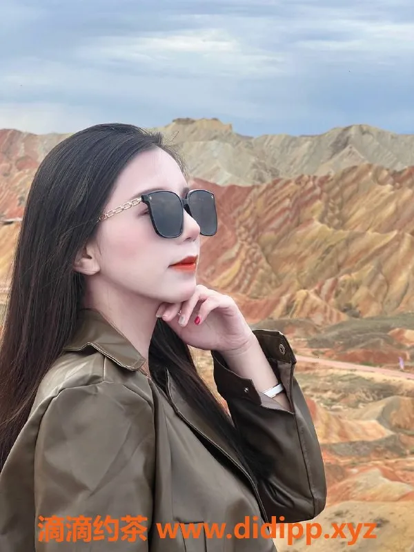 深圳楼凤资源信息,宝安可文，49斤御姐，1500元起服务